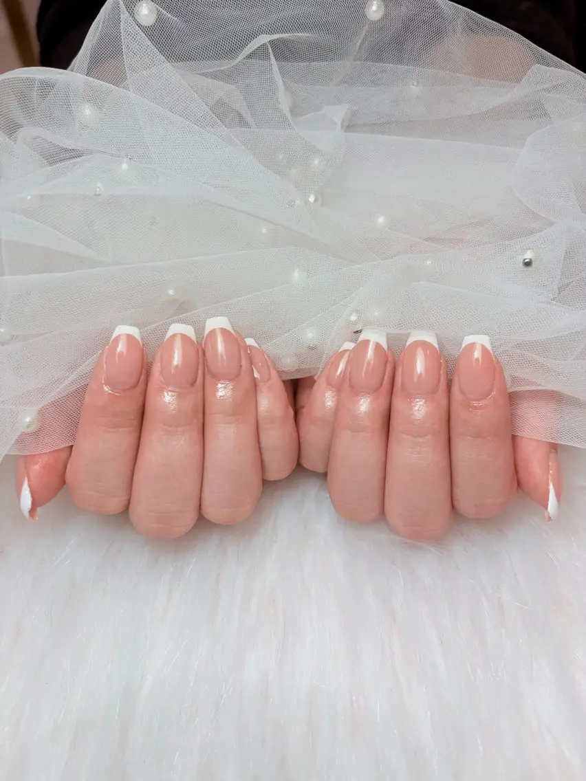 【Hand】ベース込み★フレンチネイル★ご新規様オフ無料¥9300→¥8200の写真