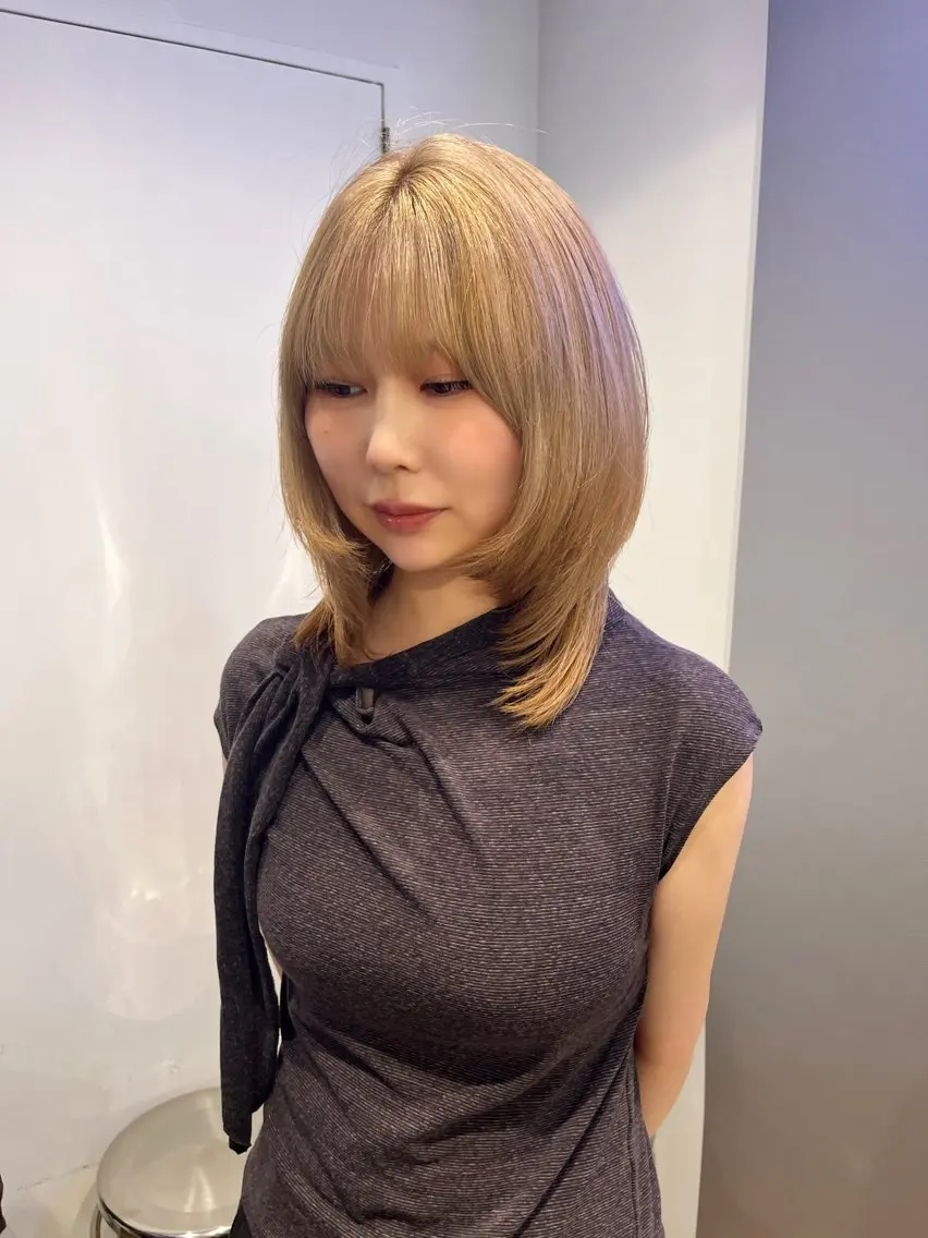 🩶【ブリーチWカラー】しっかり明るくしたい方やハイトーンをご希望の方におすすめの写真