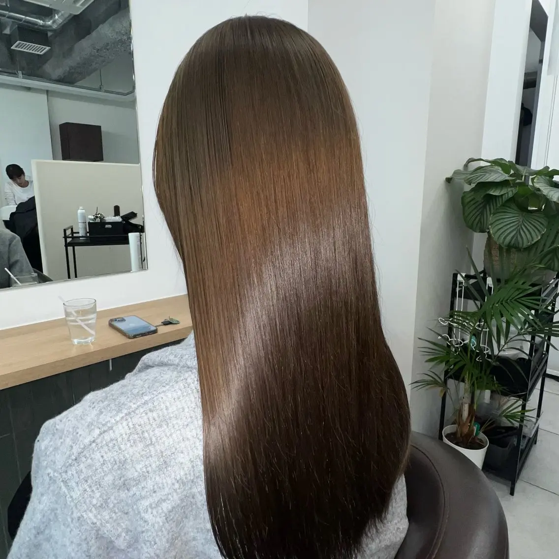 ロング カラー カット ヘアカラー トリートメント 赤みゼロ/透明感 カラー🌿KANTAのヘアスタイル