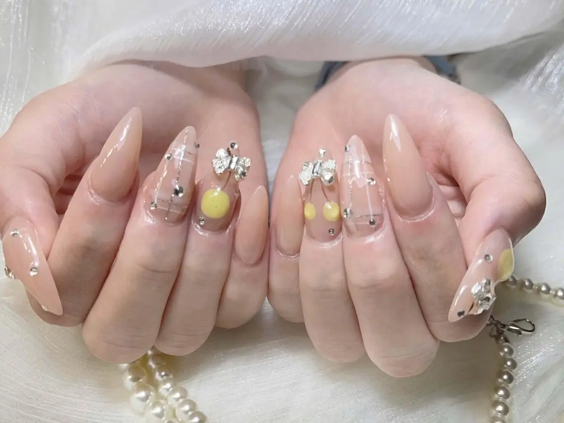 ネイル ハンドネイル mochi nailsのネイルデザイン