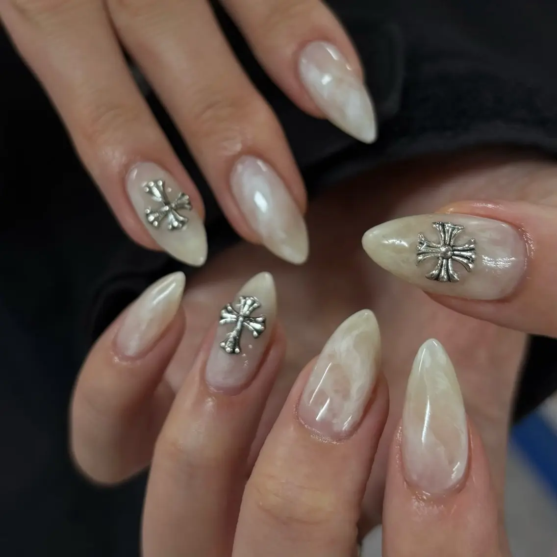 ネイル ハンドネイル フットネイル yuri / 個性派nailのネイルデザイン