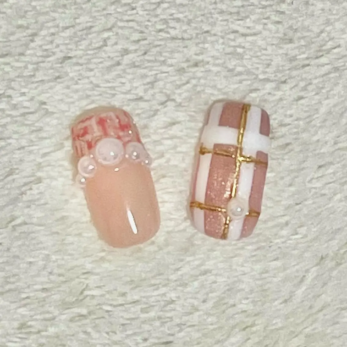 ネイル ツイードネイル One’Ness Nana🤍のネイルデザイン