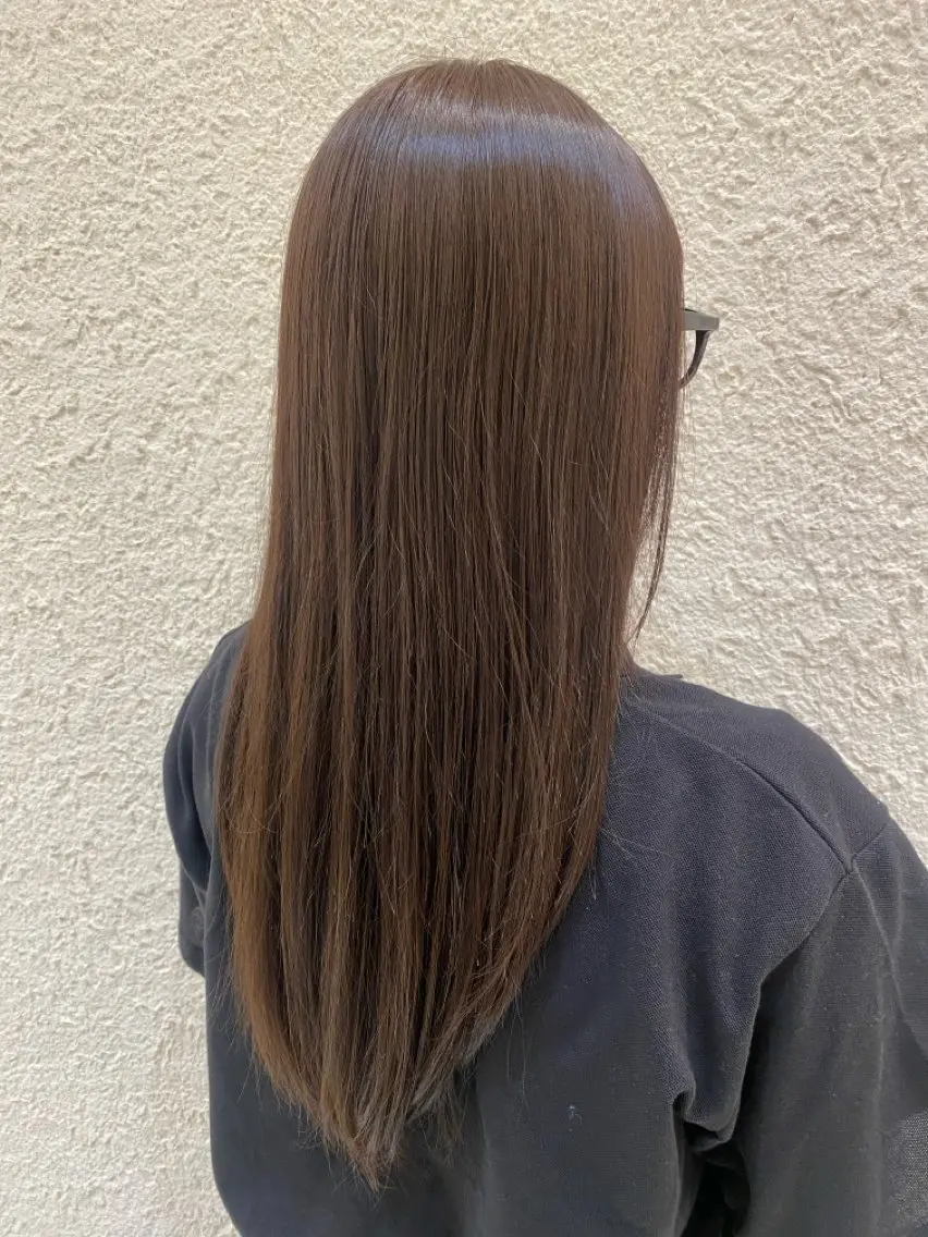 セミロング カラー ベージュカラー ブリーチ ブリーチなしカラー ヘアカラー トリートメント 山下 優美のヘアスタイル