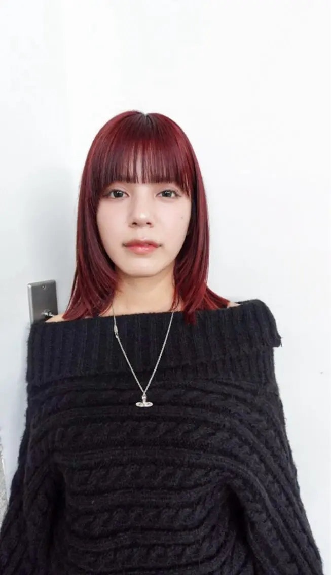 ミディアム 顔まわりレイヤー レイヤーカット 外ハネヘア カット ヘアカラー トリートメント PLAY Ryutaのヘアスタイル