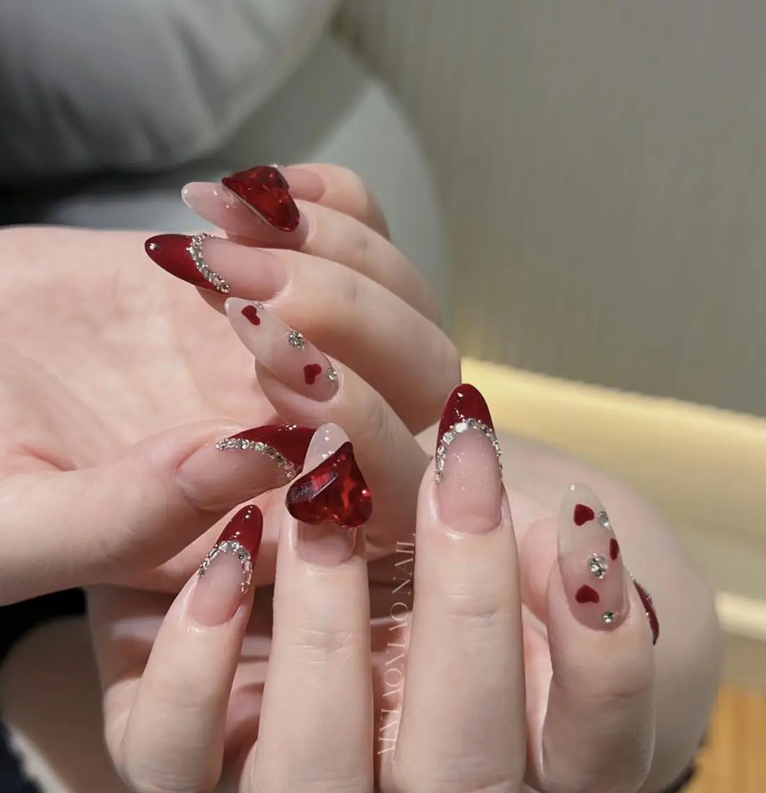 ネイル ハンドネイル ハンドケア 🍑 momo_nailのネイルデザイン