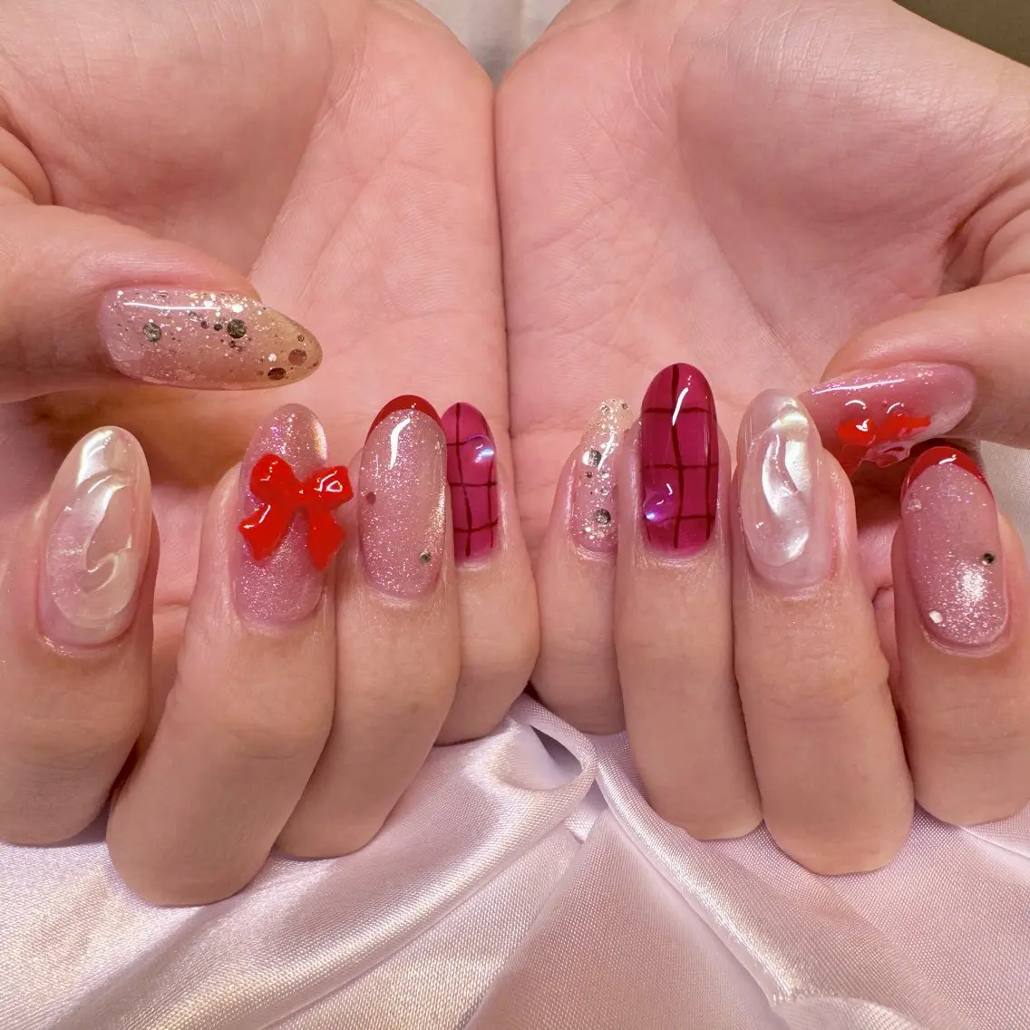 ネイル フレンチネイル ガーリー ハンドネイル nail salon e'mu💐のネイルデザイン