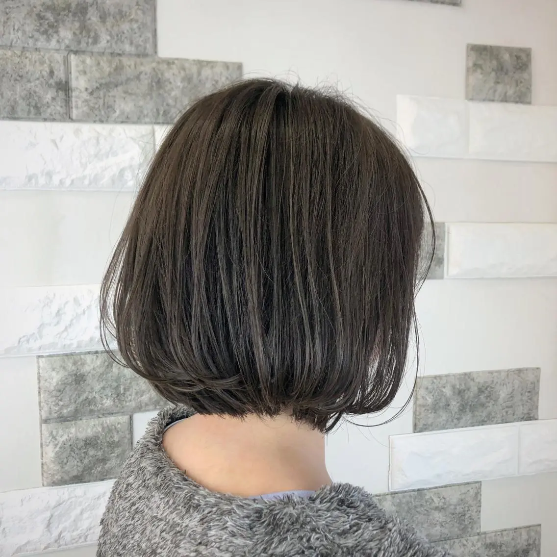 ミディアム カラー ブリーチ ブルーカラー ブルージュ ハイライトカラー ハイライト これた🧸ヘアメ職人 ♡髪質改善♡カラーのヘアスタイル