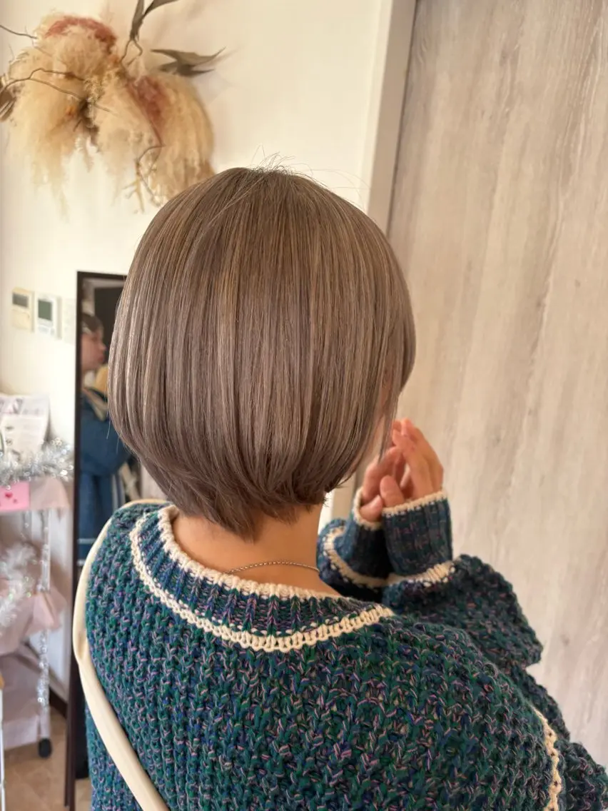 ブリーチカラー(カラーモデル)の写真