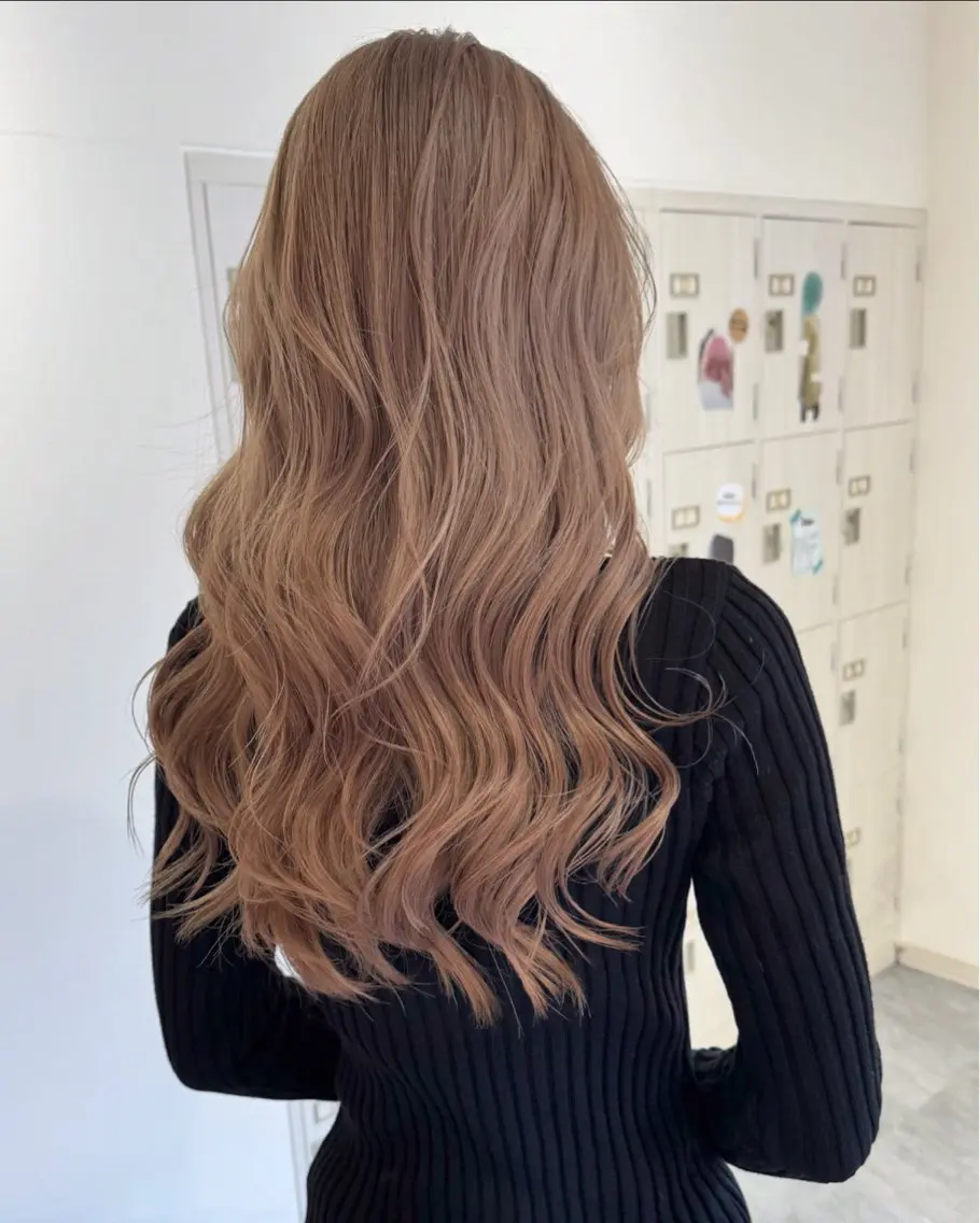 ロング カラー ヘアカラー トリートメント ツチイ リョウタのヘアスタイル