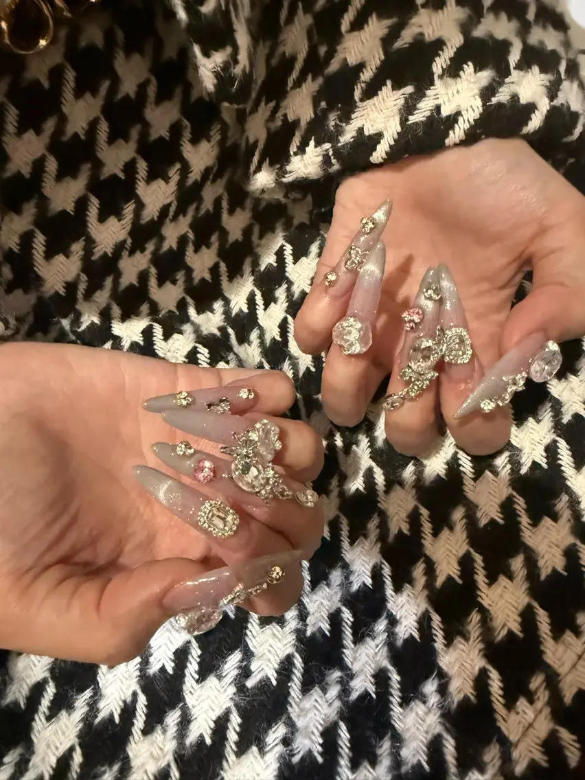 ネイル belle nail 1552のネイルデザイン