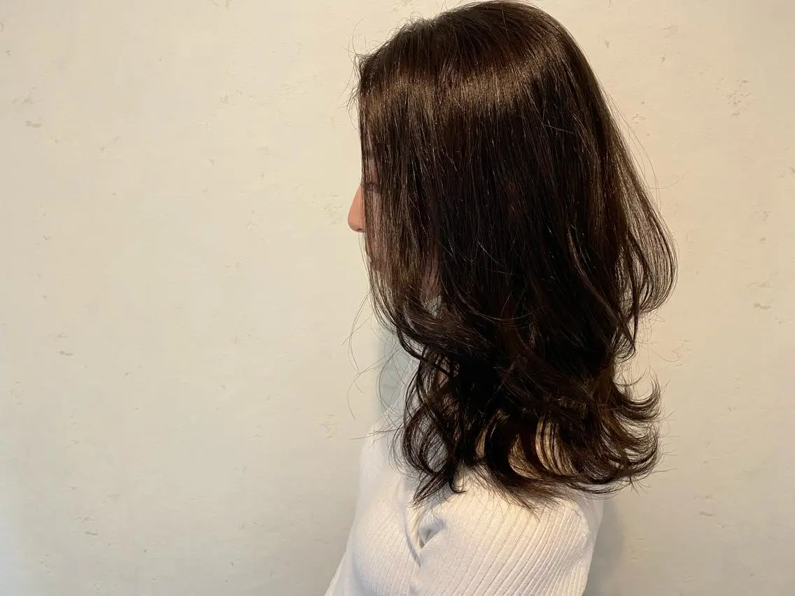 ミディアム カラー 伊藤 さやかのヘアスタイル
