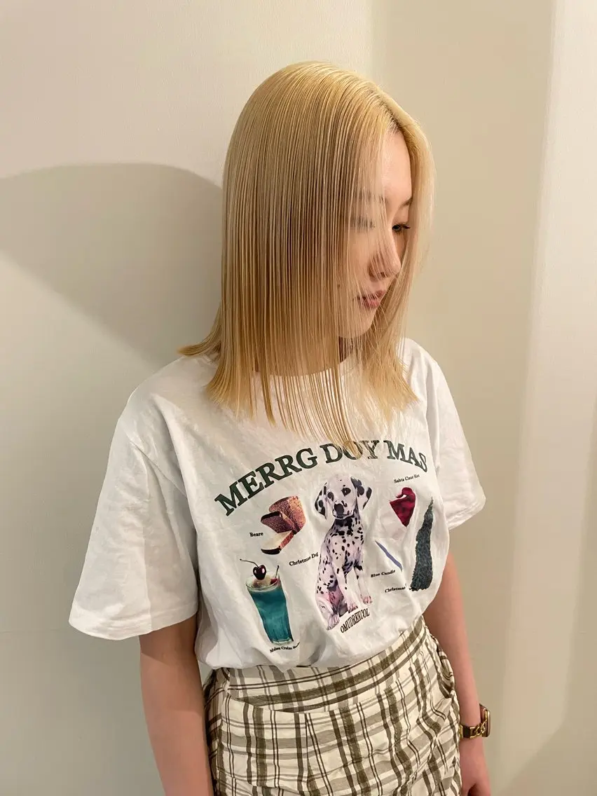 ミディアム カラー 抜きっぱなしブロンド ヘアカラー 渋谷 留菜のヘアスタイル