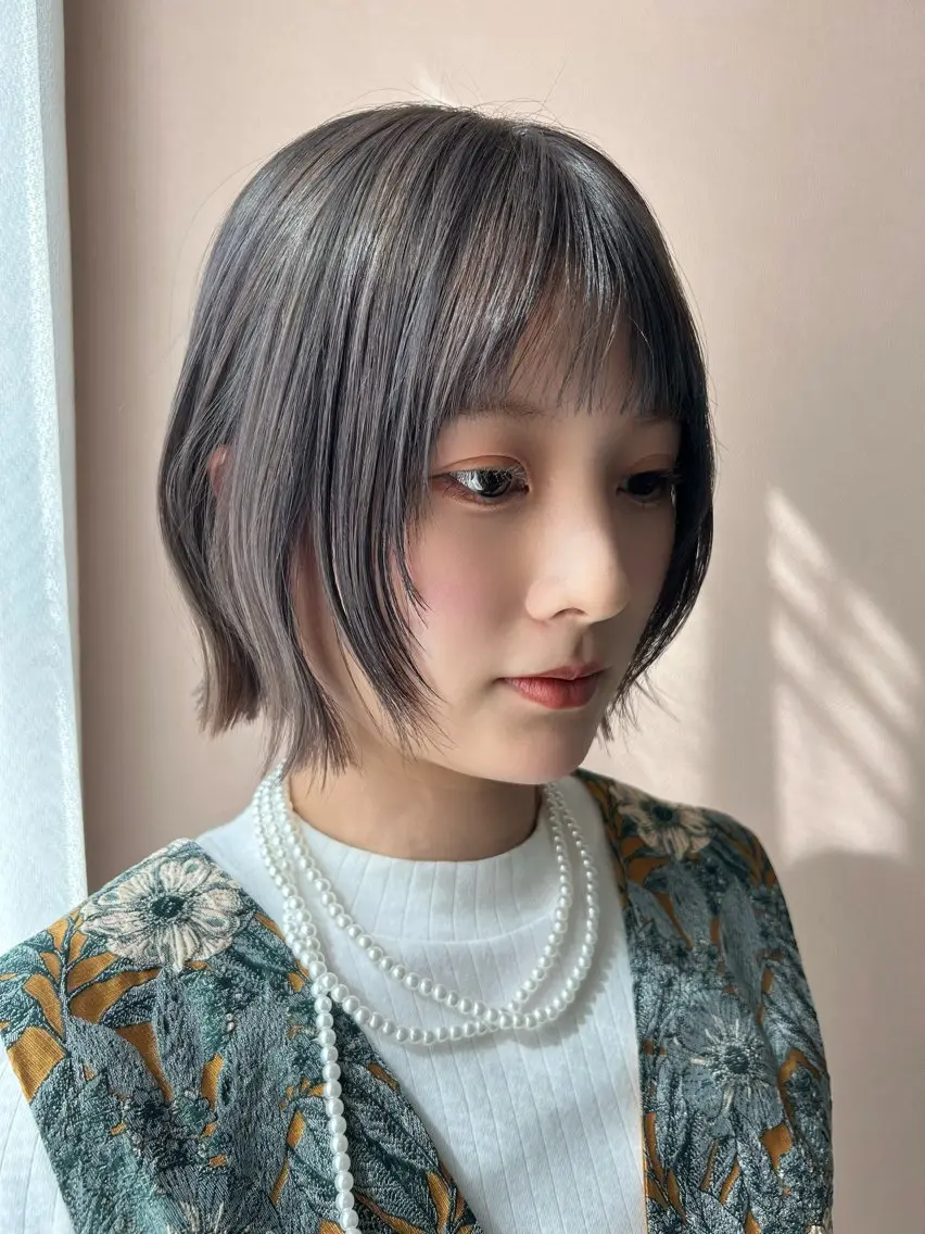 ショート カラー グレージュ オリーブグレージュ オリーブグレー カット ヘアカラー トリートメント hubhair レイヤー/透明感のヘアスタイル