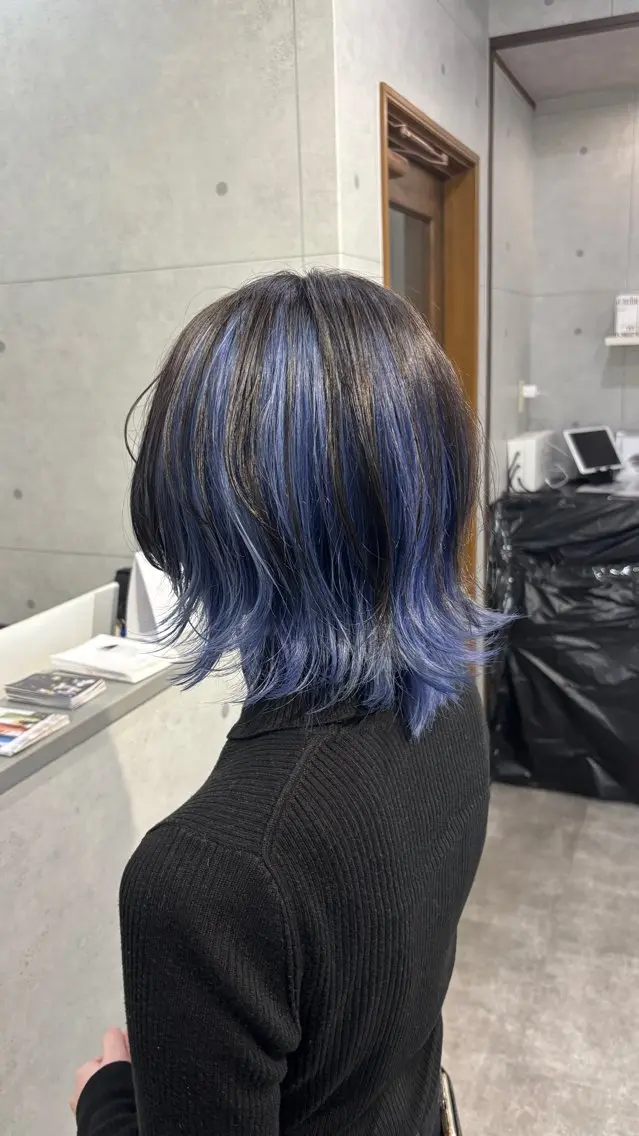 ミディアム ショートボブ ボブ ハイライト 髪質改善 レイヤーカット カット ヘアカラー REVE 美容室のヘアスタイル