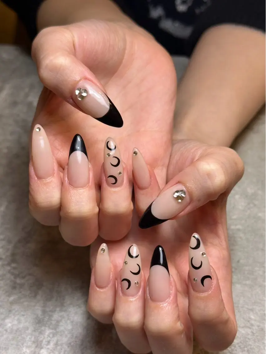 ネイル アートネイル スカルプネイル ネイルチップ risa .のネイルデザイン