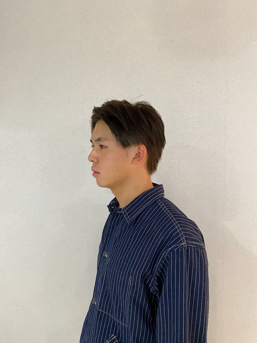 カラー メンズ ブラウンカラー 透明感カラー ハナダ メイのヘアスタイル