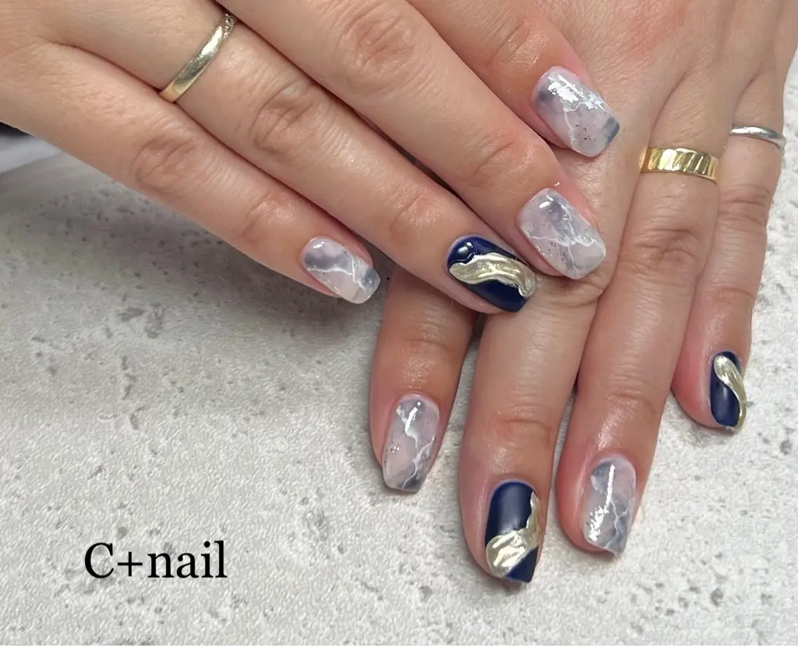 ネイル 大理石ネイル(マーブル) ネイビー ハンドネイル ✴︎ C+nailのネイルデザイン