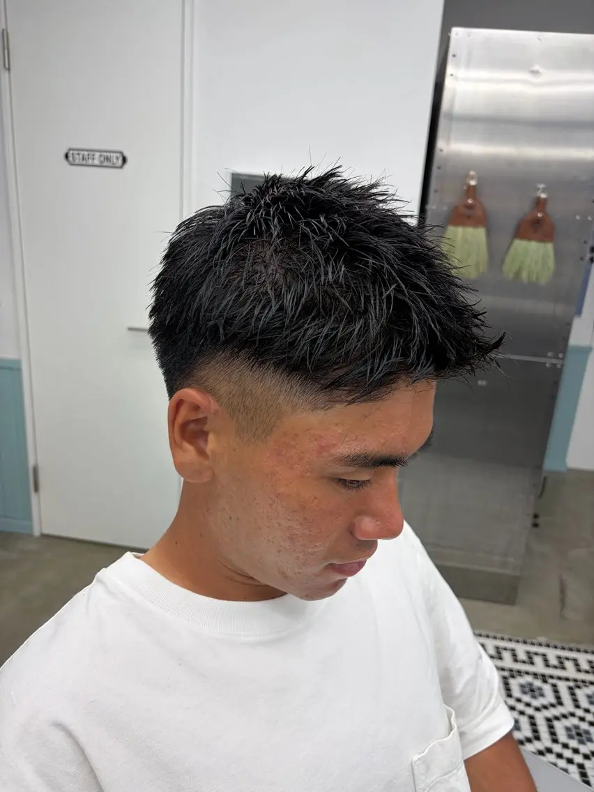 ショート メンズカットの天才 脩弥のヘアスタイル