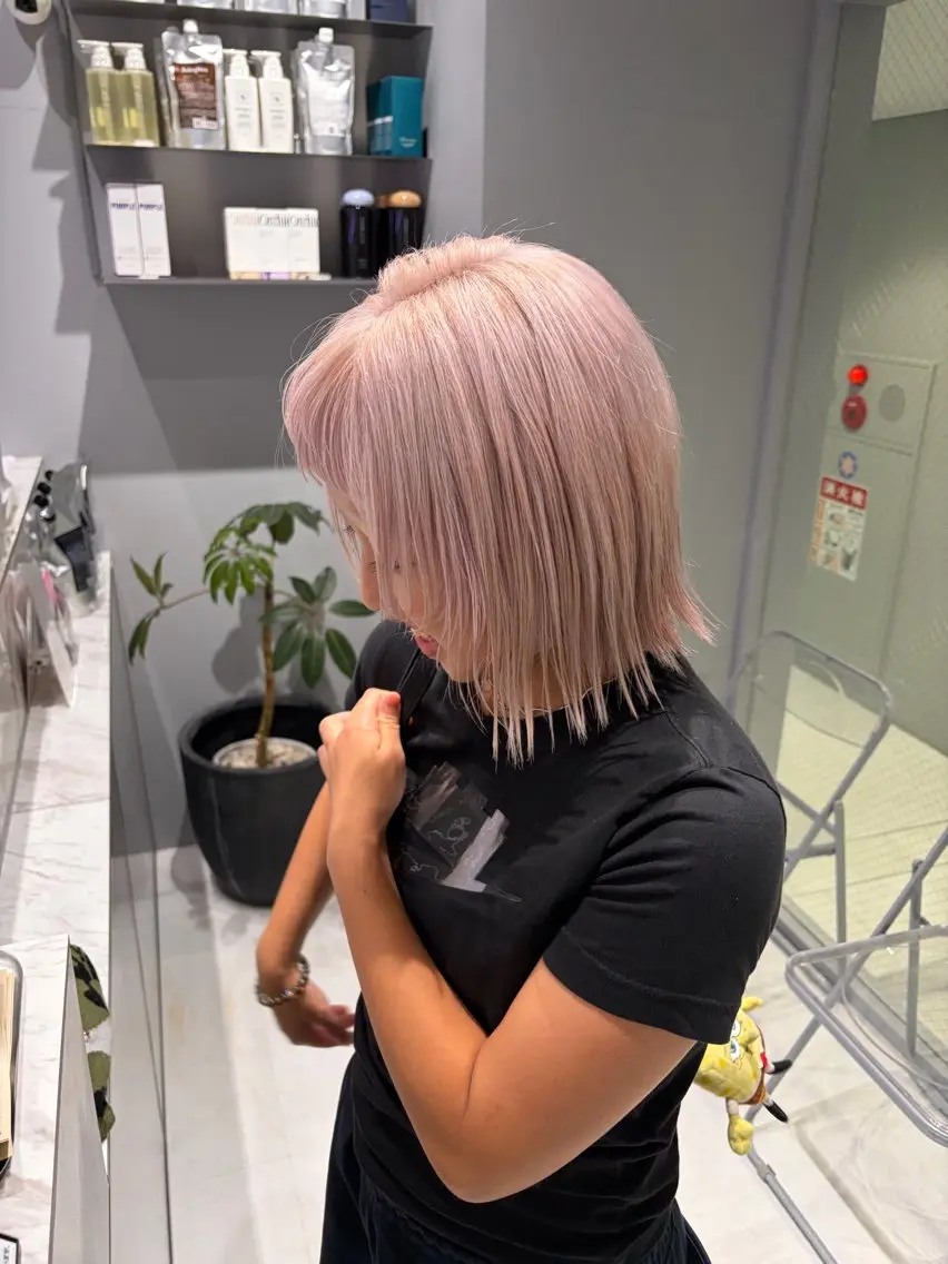 ショート カラー ヘアアレンジ ヘアカラー cocoyu/新宿 /ブリーチカラーのヘアスタイル
