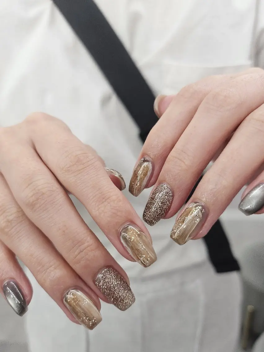 ネイル ジェルネイル マグネットネイル ニュアンスネイル パラジェル puku nail 🌼kazu🌼のネイルデザイン