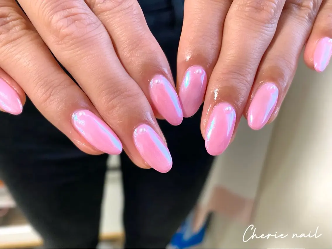 ネイル オーロラネイル ジェルネイル オフィスネイル ワンカラーネイル ピンク Cherienail yunaのネイルデザイン