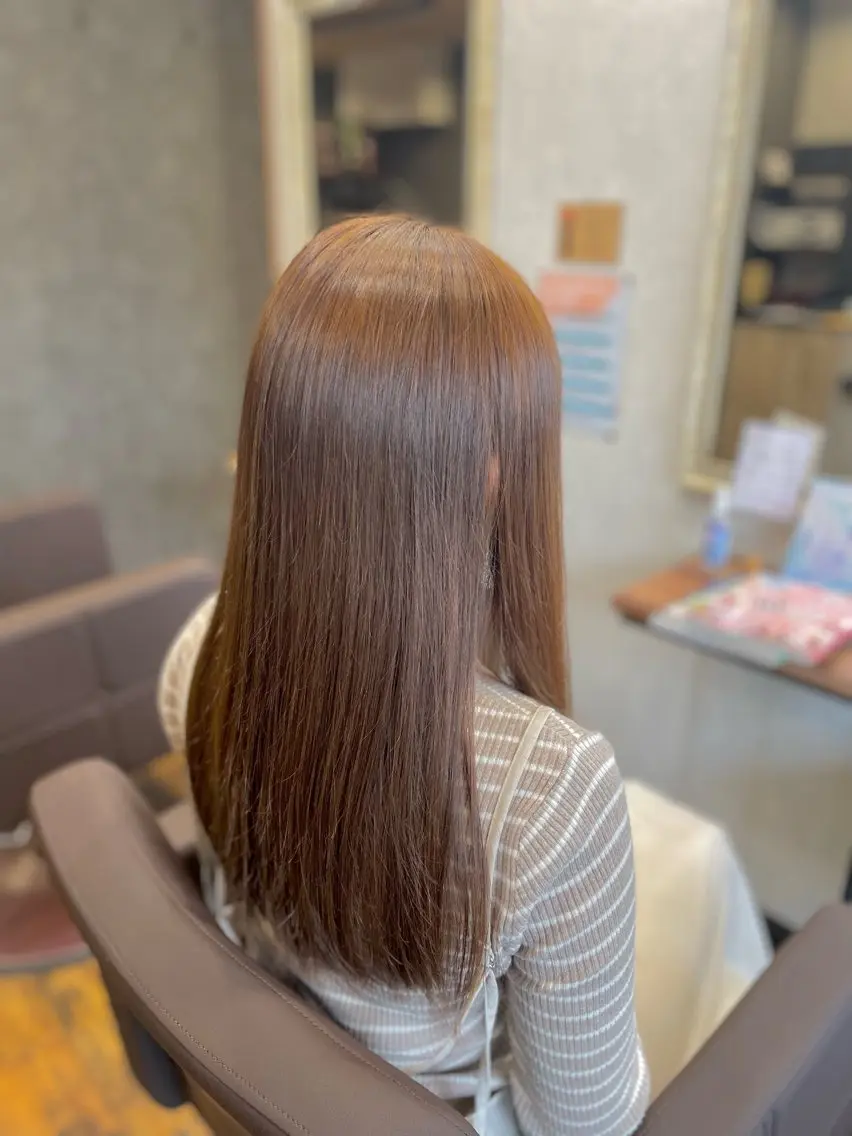 前処理＋ヘアカラー＋フローディアトリートメント　土日祝＋600円の写真