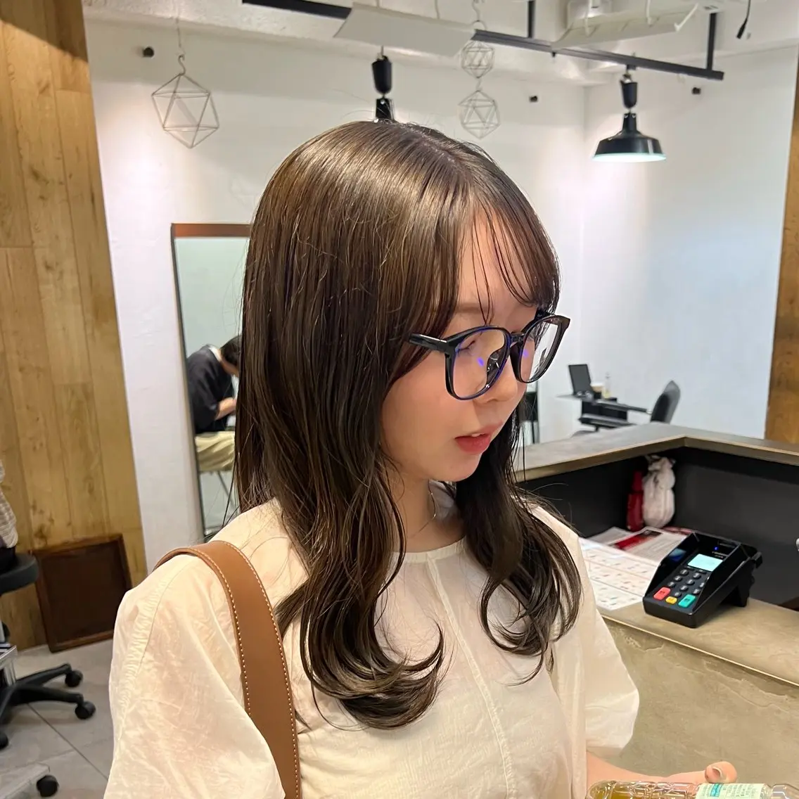 前髪カット＋ケアカラーの写真