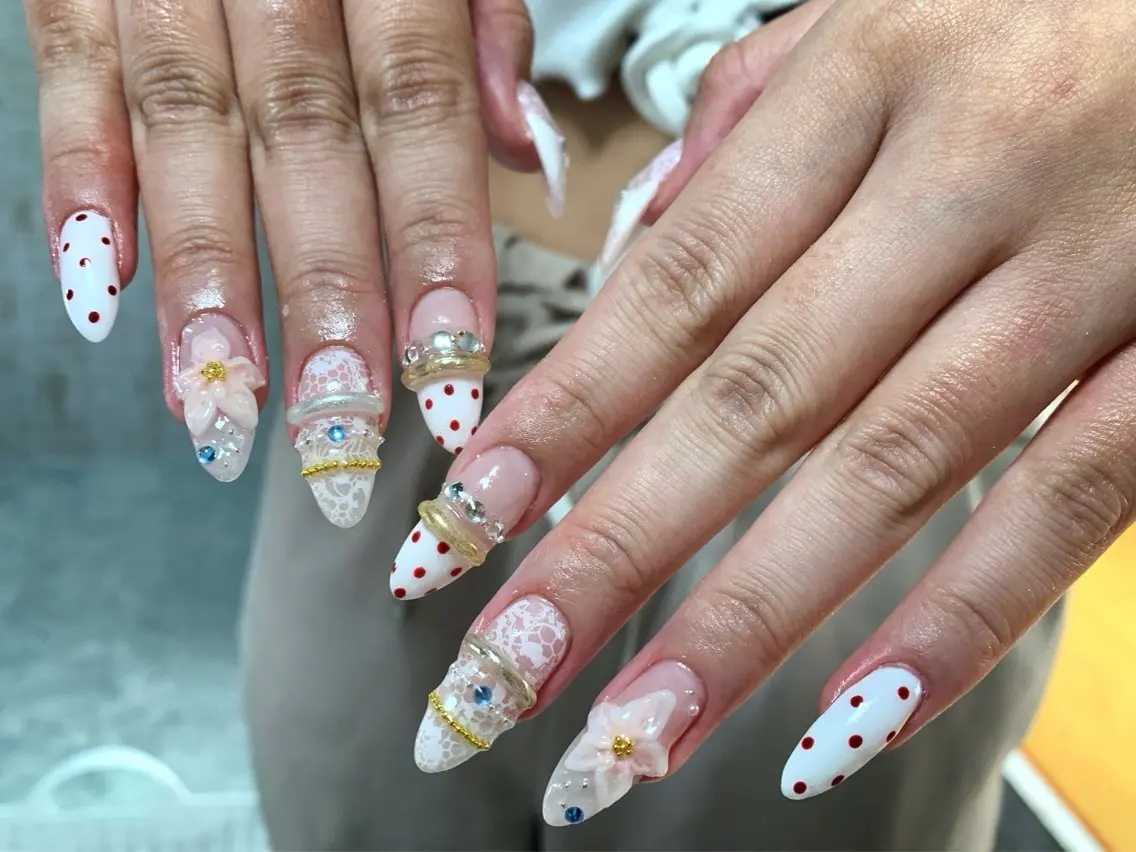 ネイル ハンドネイル 谷口 綾華のネイルデザイン