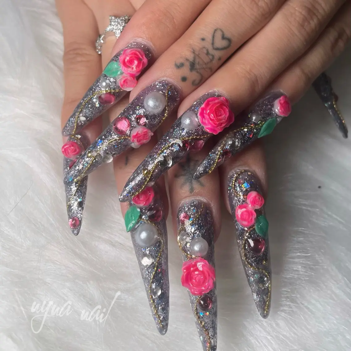 ネイル Nyna nail Chiakiのネイルデザイン