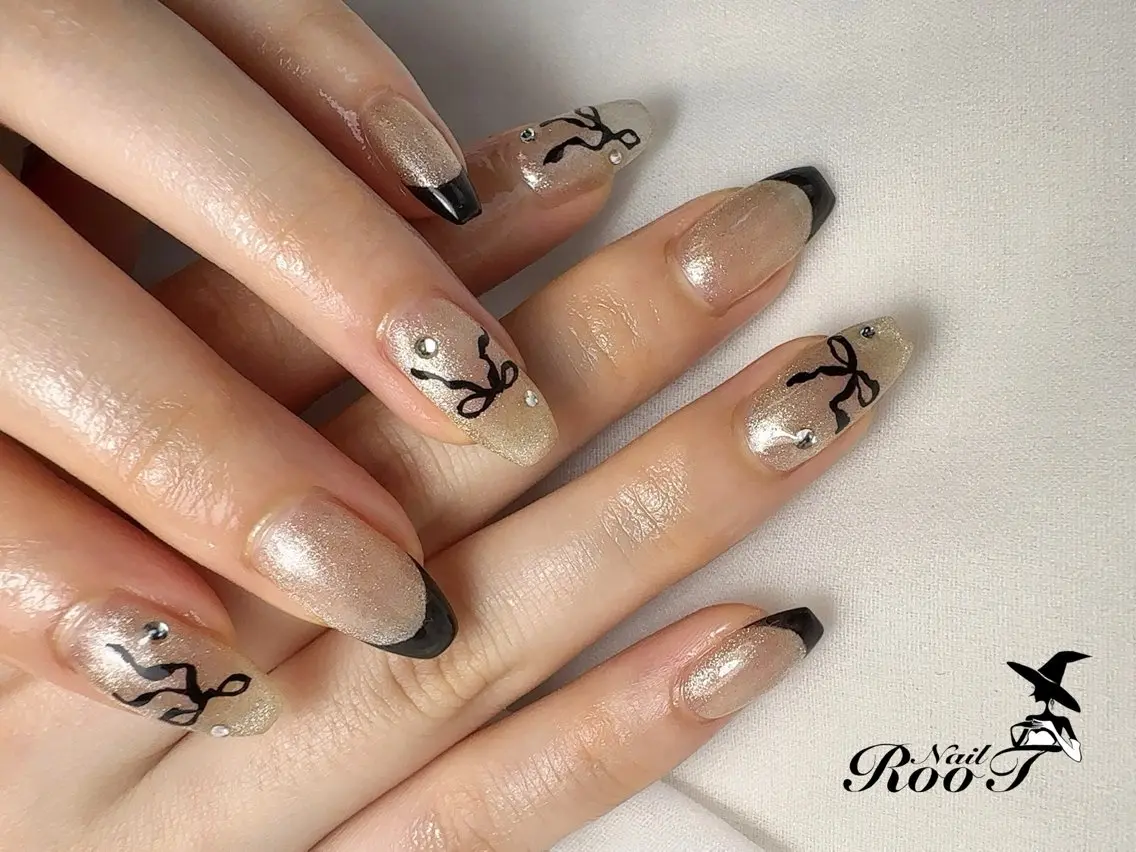 ネイル フレンチネイル マグネットネイル リボン ハンドネイル RooT Nailのネイルデザイン