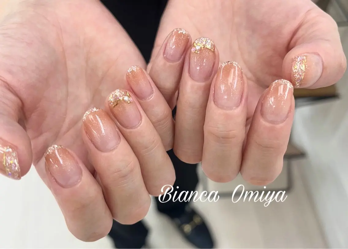 ネイル フラッシュネイル フレンチネイル ジェルネイル グラデーション マグネットネイル ハンドネイル Bianca大宮 入江のネイルデザイン