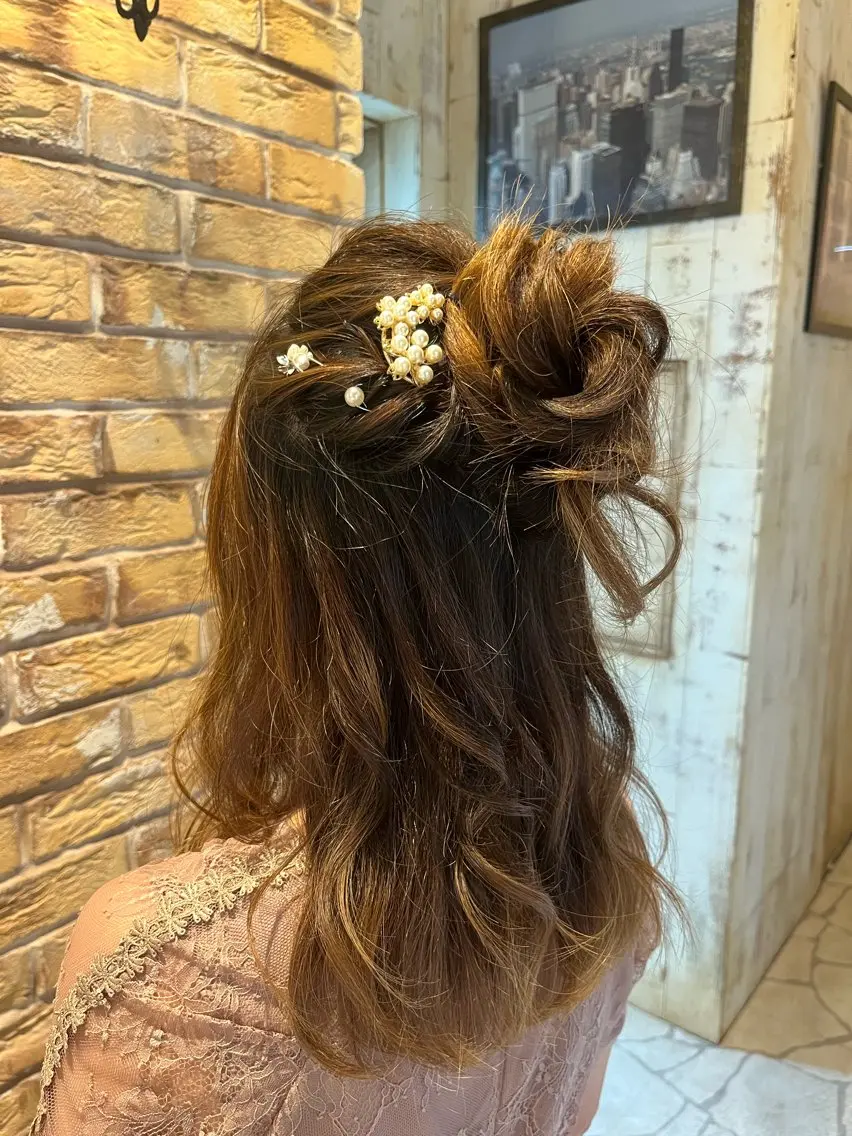 セミロング お団子ヘア ヘアセット 似合わせスタイル 🌹mao🌹のヘアスタイル