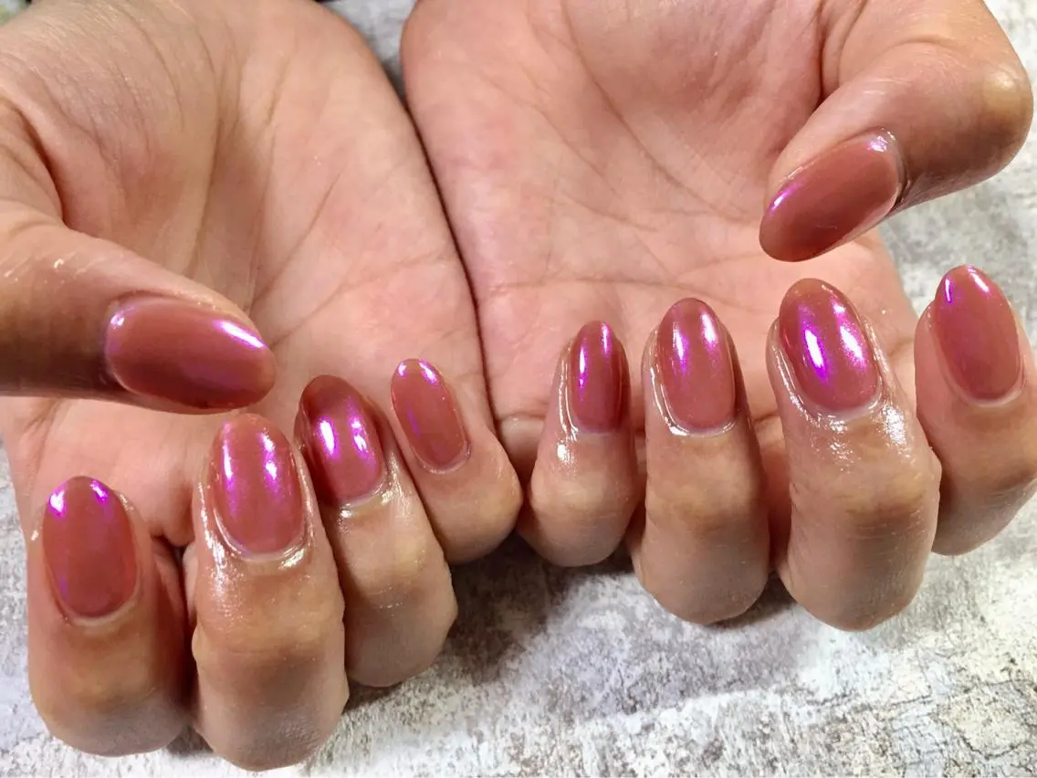ネイル オーロラネイル ピンク ハンドネイル mogunail &blowのネイルデザイン