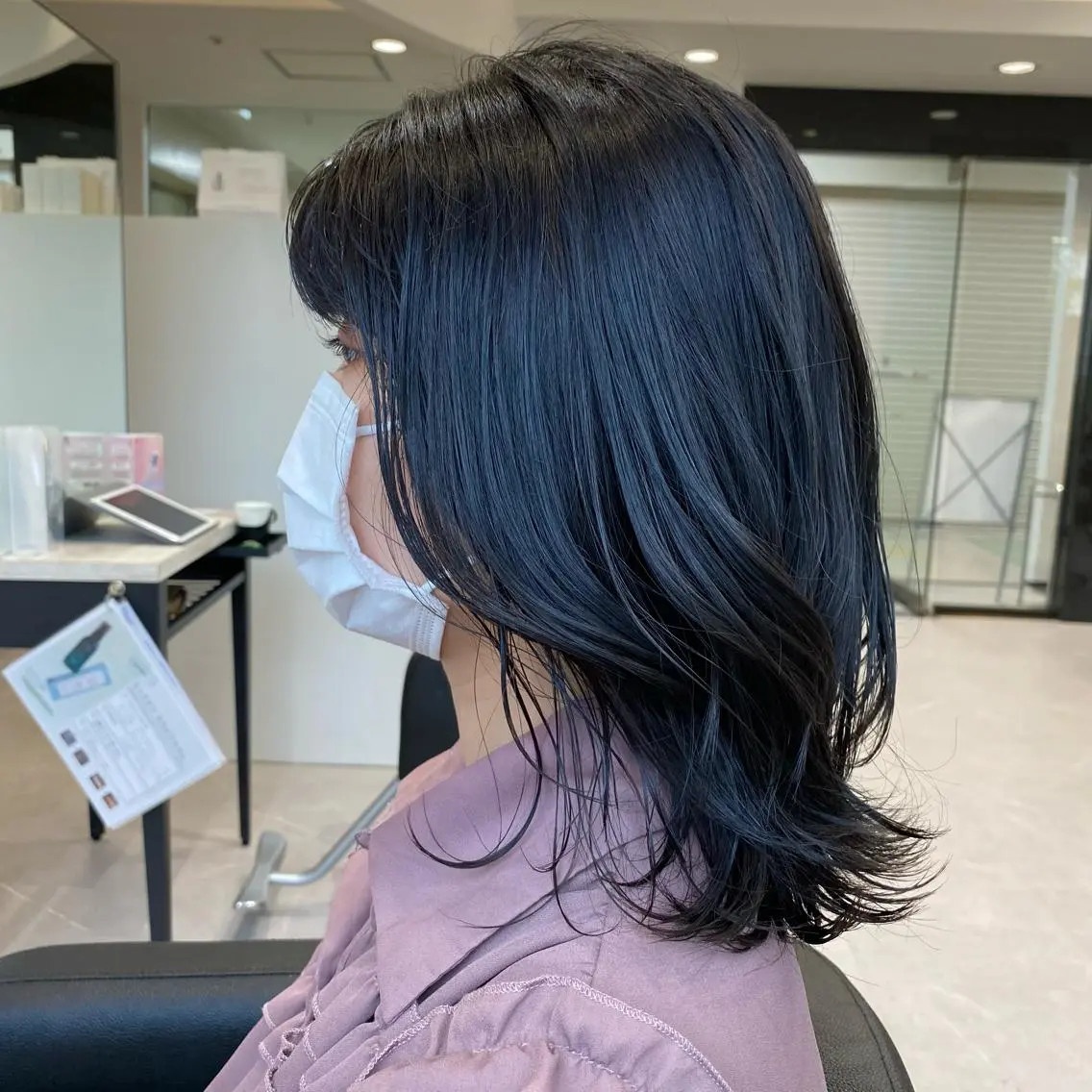 ミディアム カラー アッシュ ブリーチ ダークアッシュ 柴山 英明のヘアスタイル