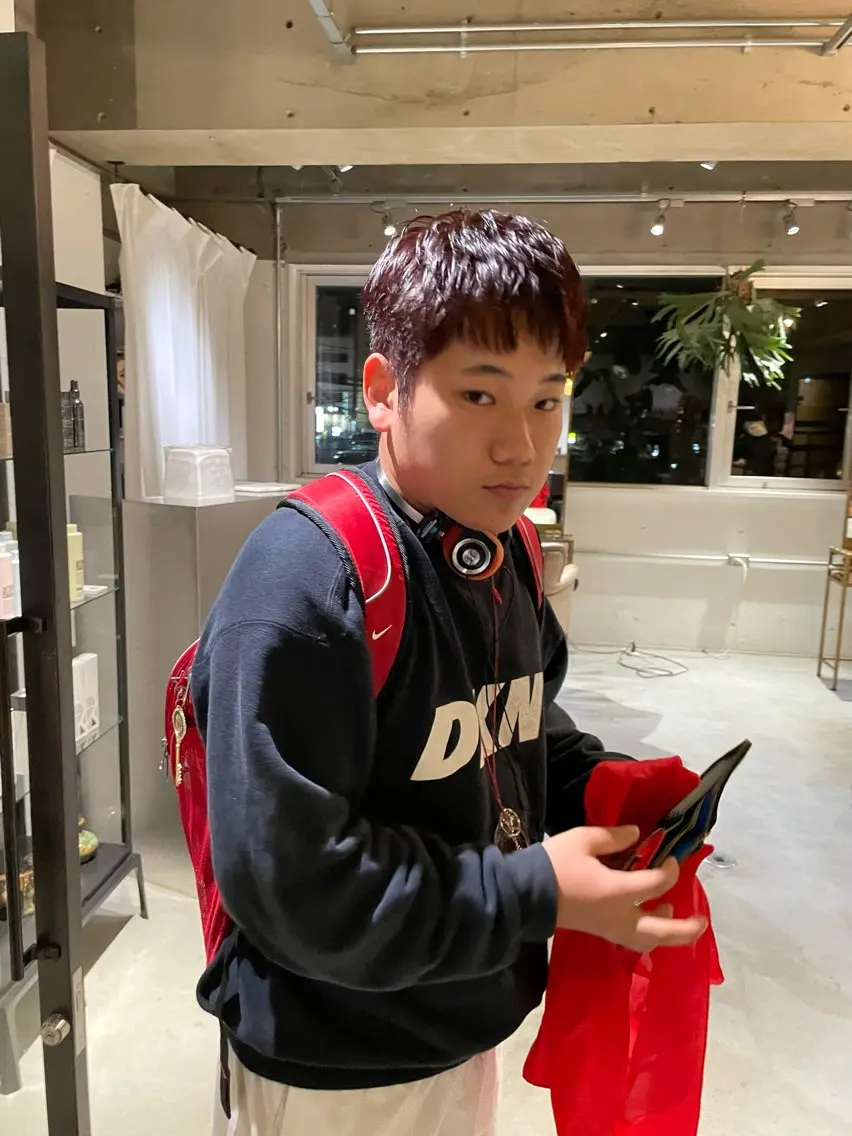 カラー メンズ レッドカラー ヘアカラー 尾上 勇気のヘアスタイル