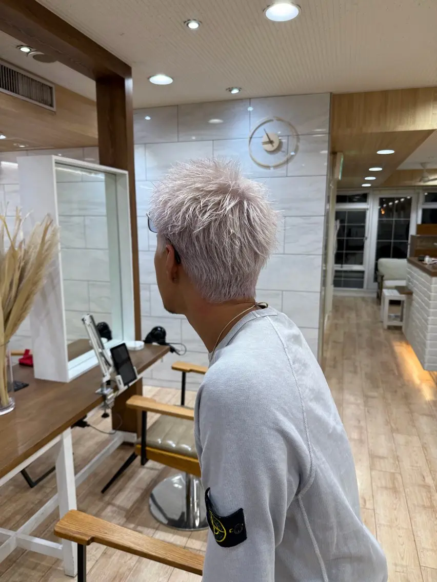 カラー メンズ カット ヘアカラー 個室サロンKAITO メンズ特化美容師の眉毛・アイブロウイメージ