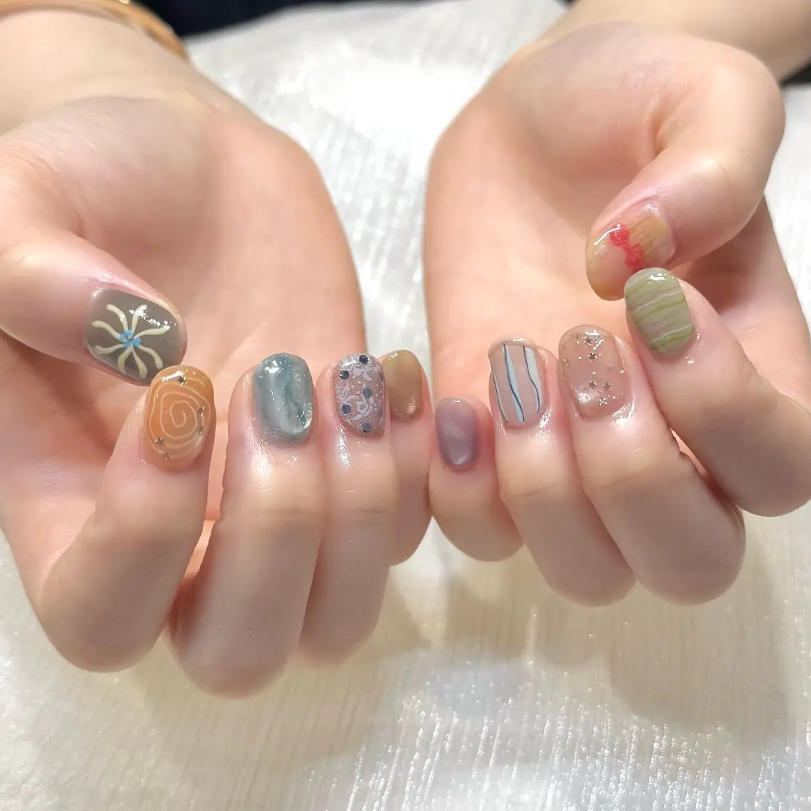 ネイル ハンドネイル 新井 ひなののネイルデザイン