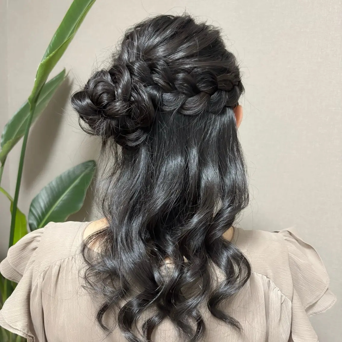 セミロング ヘアアレンジ ハーフアップ お団子ヘア ヘアセット Mieux Hair ひなこ🫧のヘアスタイル