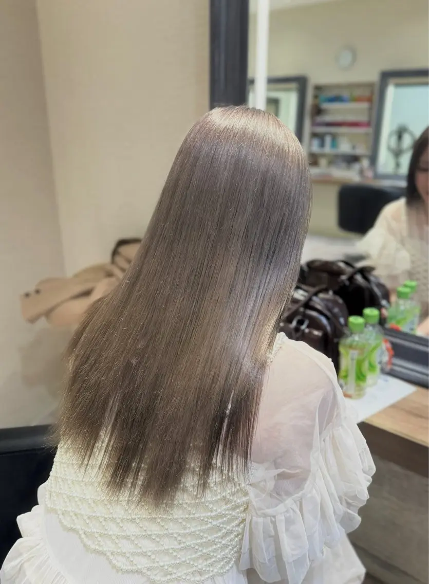 ロング カラー さら艶レイヤーカット 🩶Suzuneのヘアスタイル