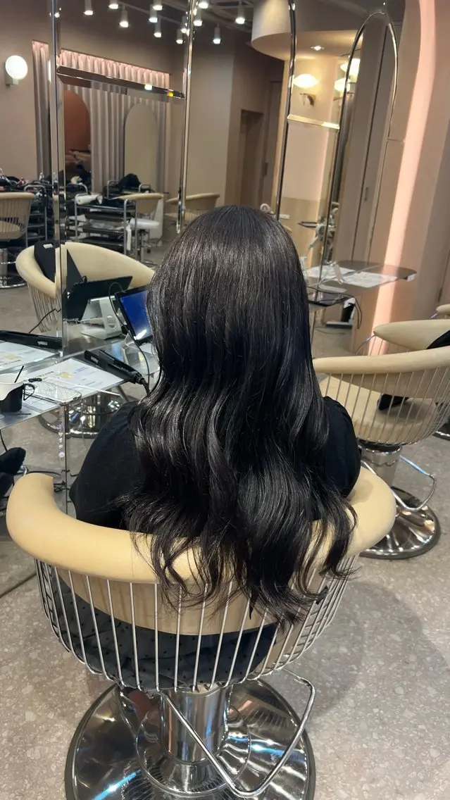 ロング カラー カット ヘアカラー トリートメント 💚 AKI 💚のヘアスタイル