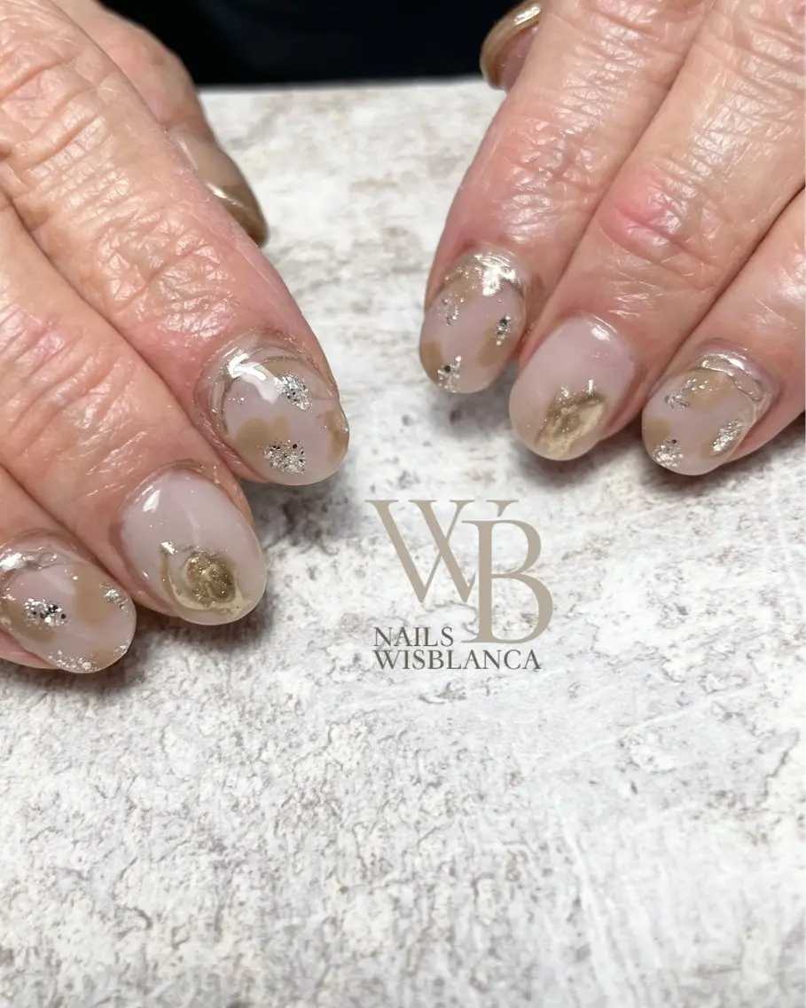 ネイル ニュアンスネイル Nails wisBlancaのネイルデザイン