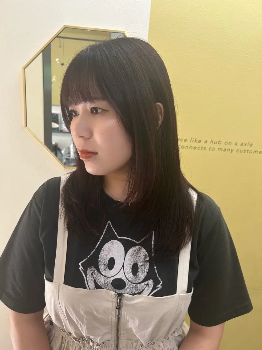 セミロング カラー 顔まわりレイヤー レイヤーカット カット ヘアカラー トリートメント hubhair レイヤー/透明感のヘアスタイル