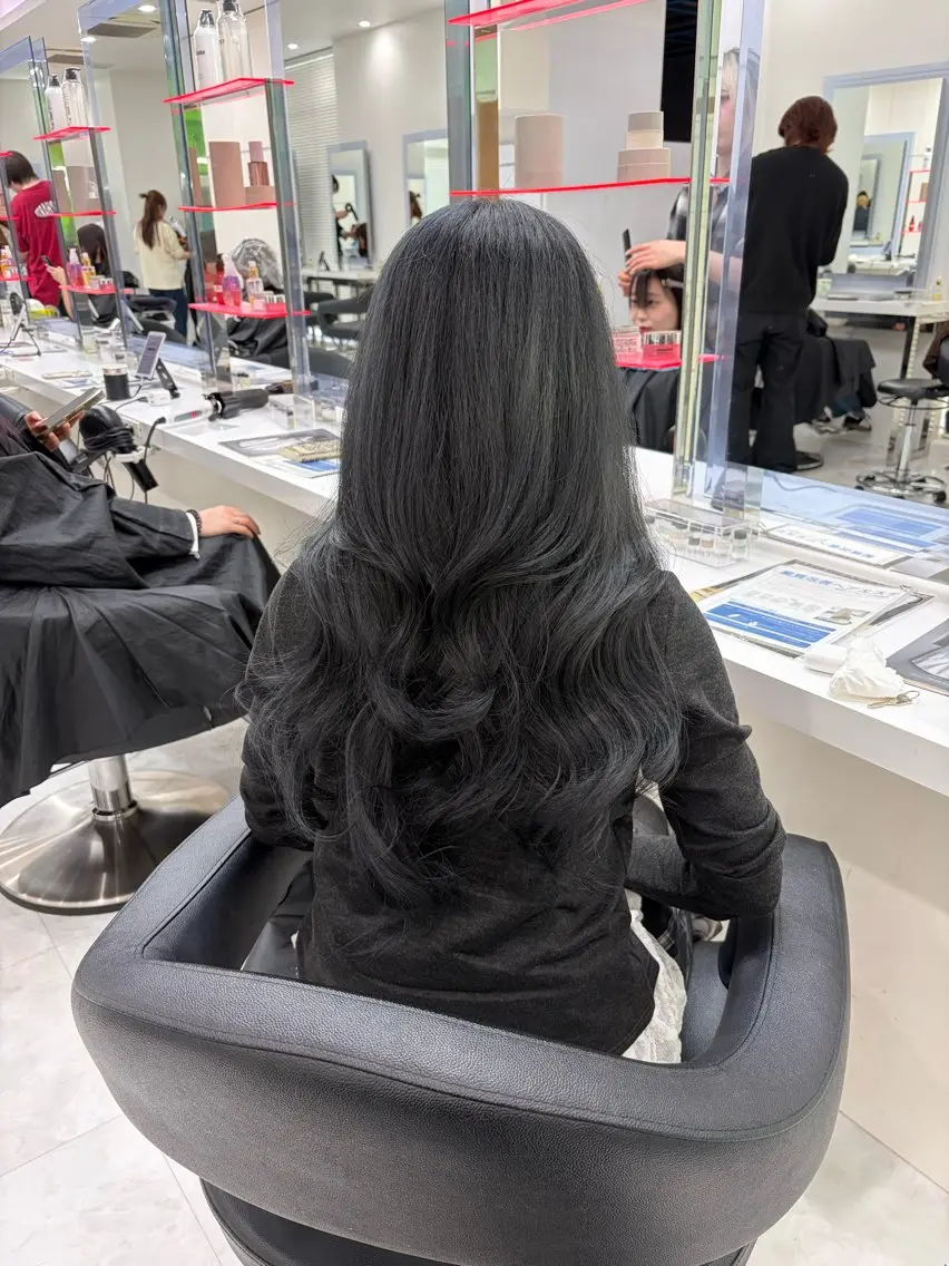 ロング カラー 野口 楓華のヘアスタイル