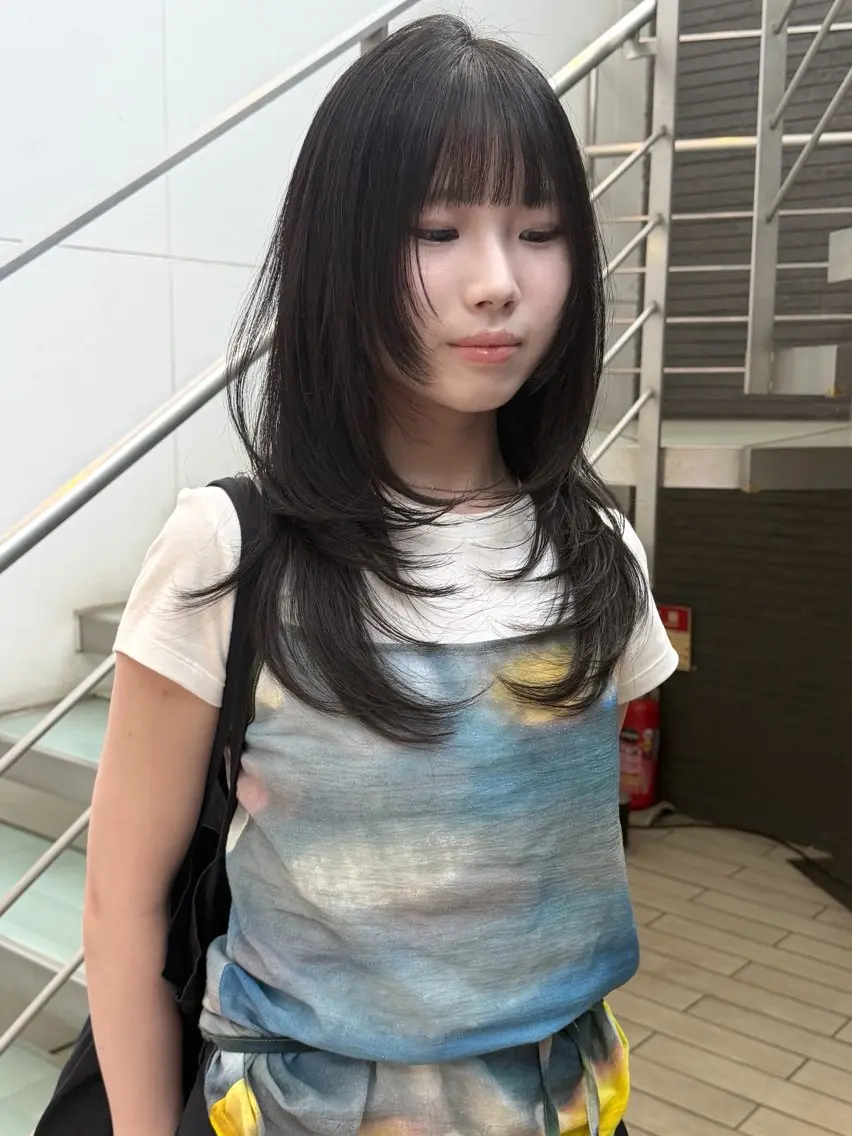 ロング レイヤーカット🪽 カネコミユのヘアスタイル