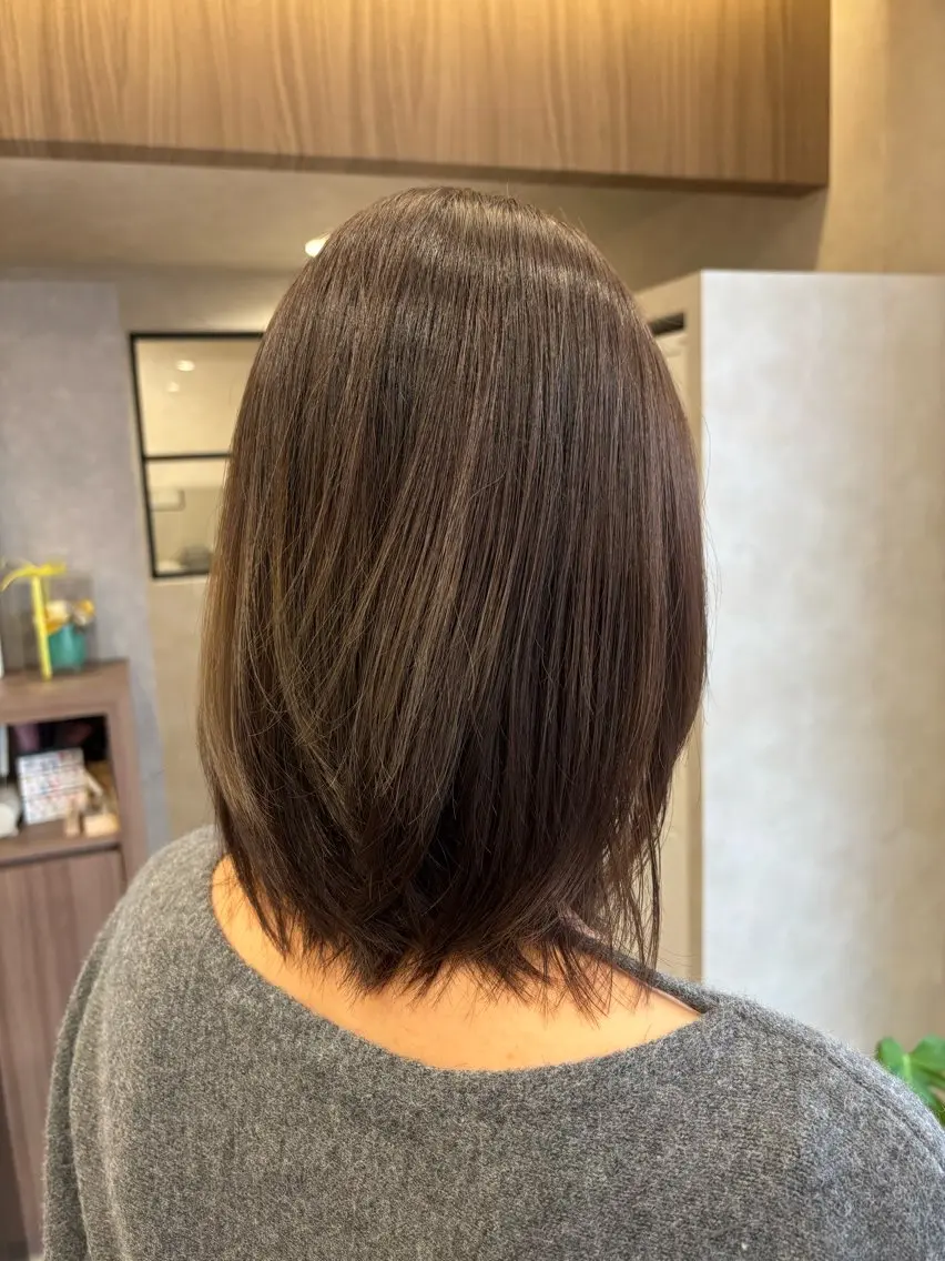 ミディアム カラー 近藤 風華のヘアスタイル