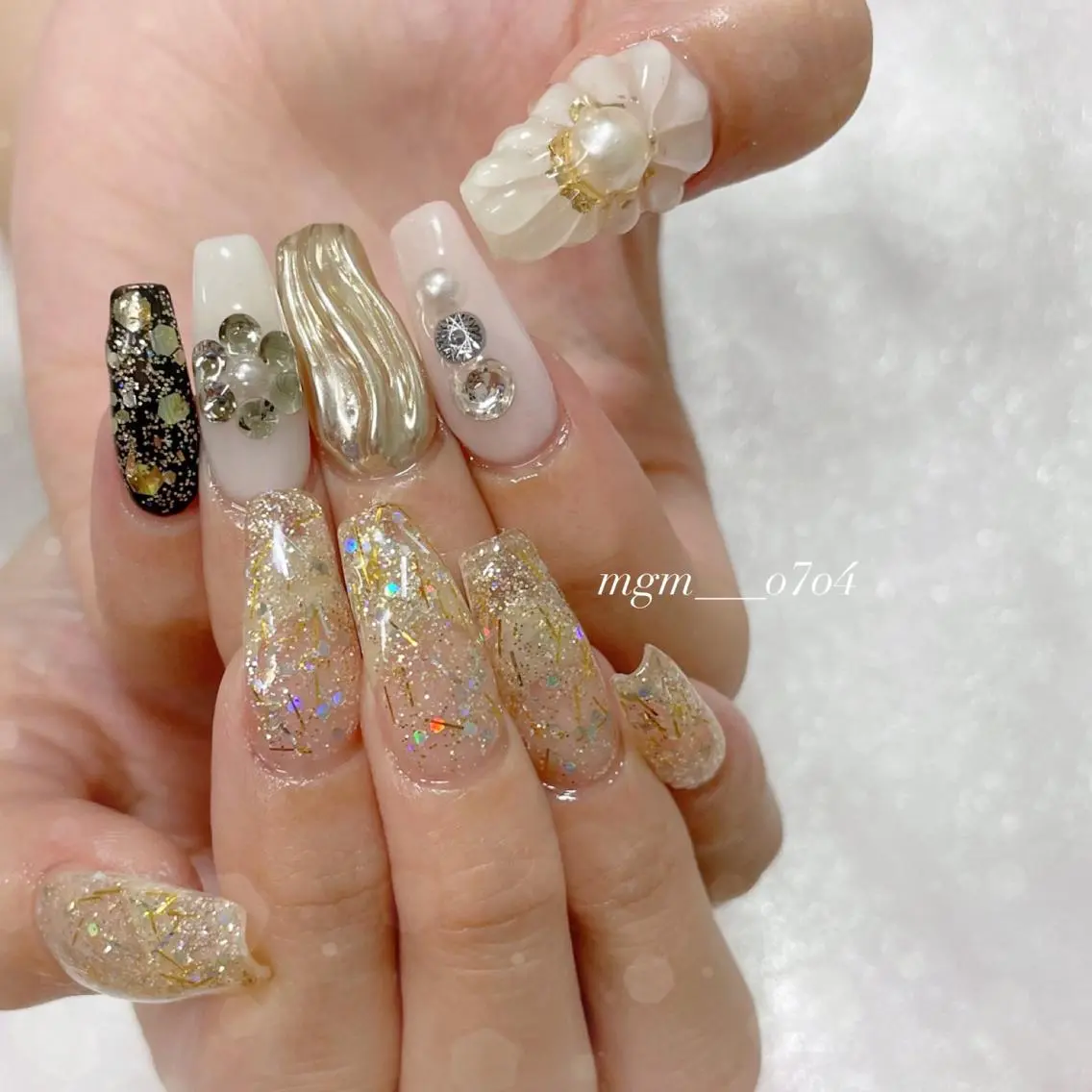 ネイル ハンドネイル ハンドケア MoON...❤︎ MeGuのネイルデザイン