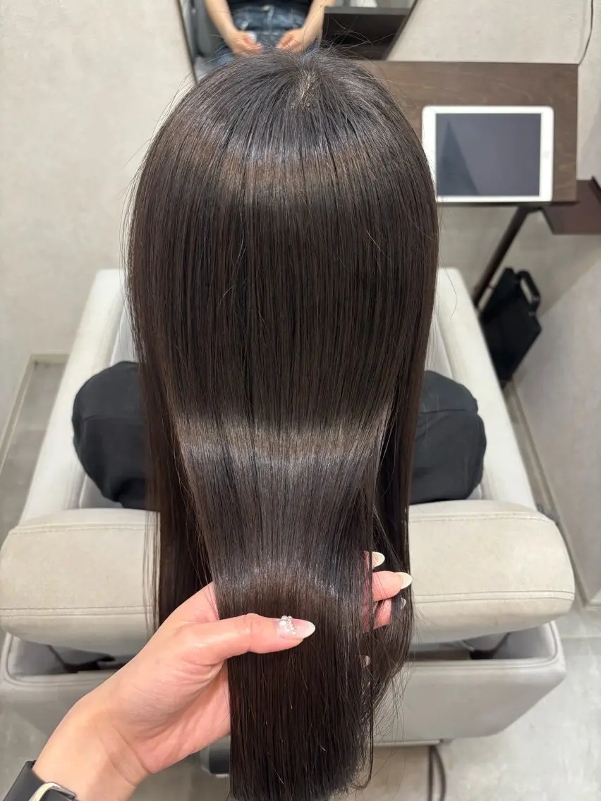 ロング 水島 悠香子のヘアスタイル