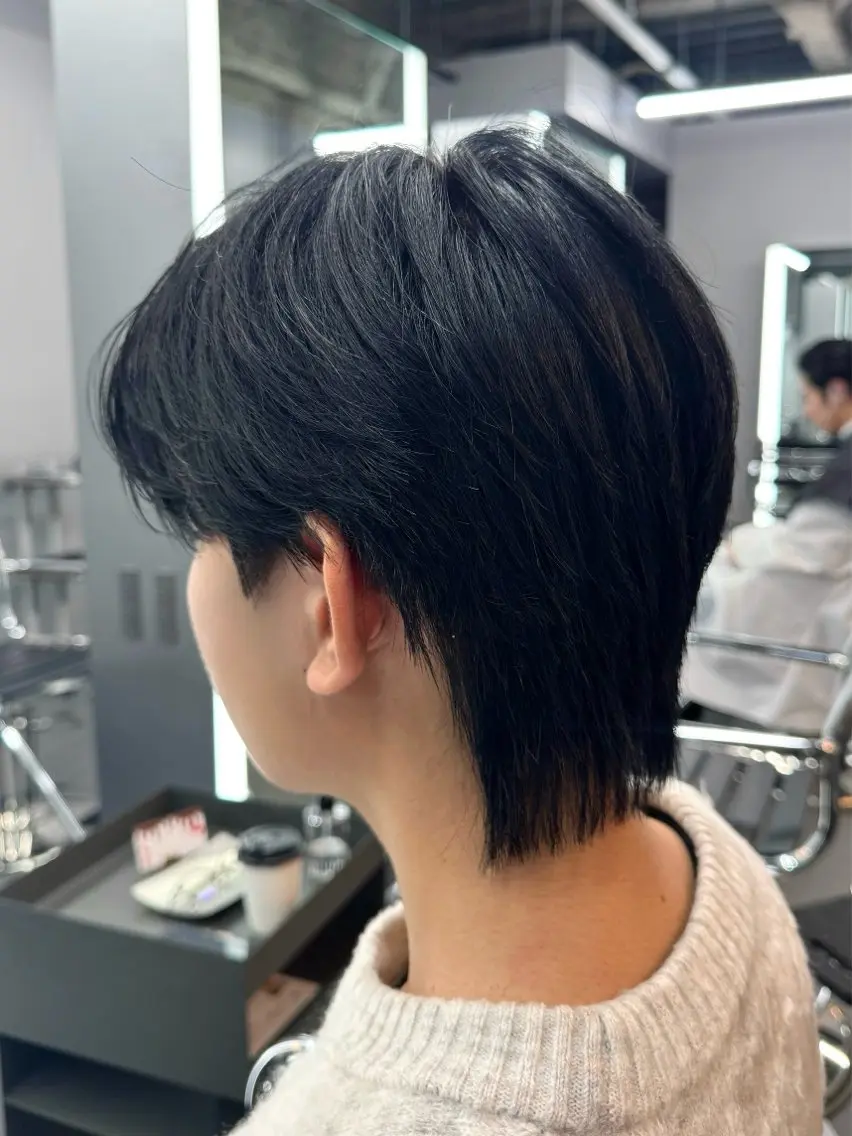 カラー メンズ メンズブリーチ センターパート ダウンパーマ カルマパーマ メンズ韓国風 カット ヘアカラー トリートメント Ayuki /福岡/メンズカットのヘアスタイル