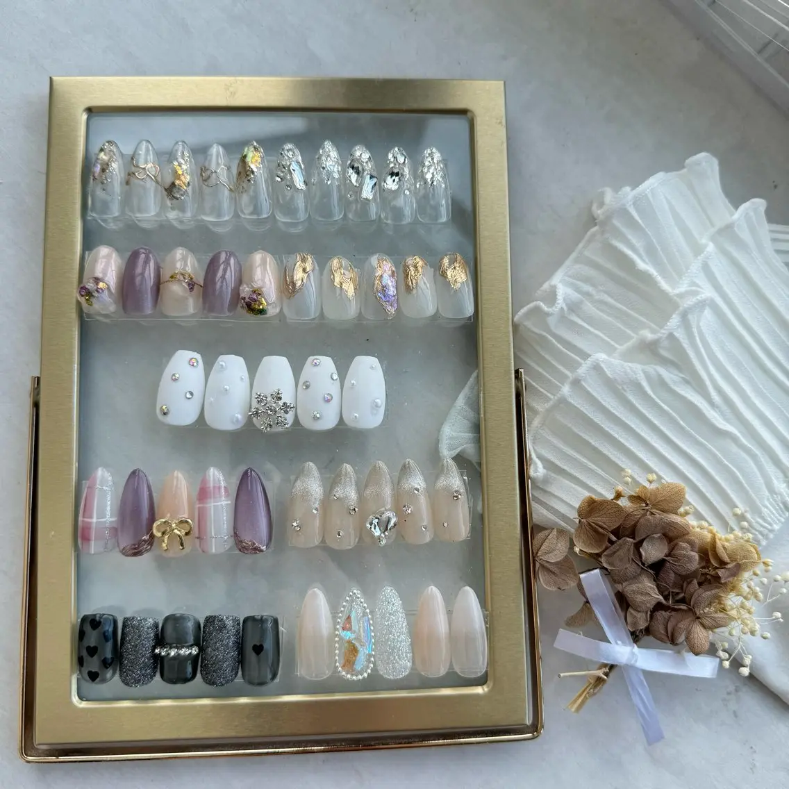 ネイル ハンドネイル salon Hush Hushのネイルデザイン