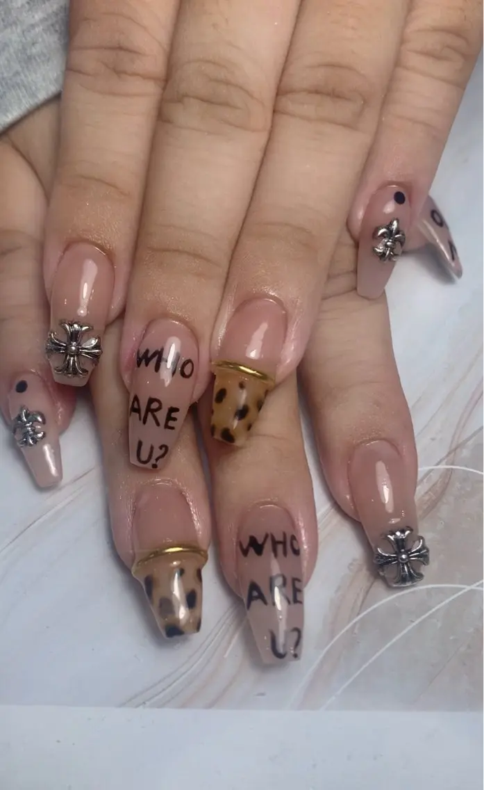 ネイル フレンチネイル ジェルネイル 韓国ネイル マグネットネイル マグネットフレンチ akina nailsのネイルデザイン